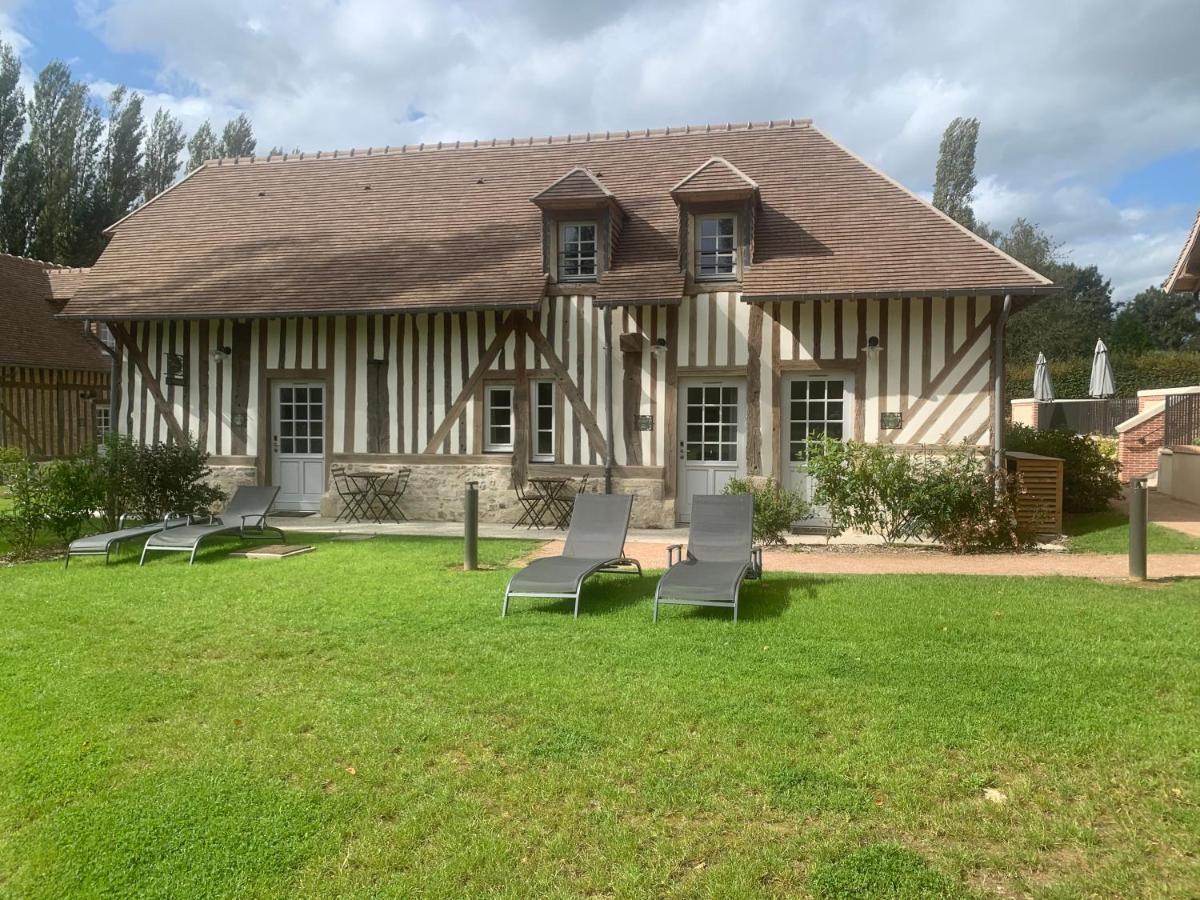 Les Manoirs Des Portes De Deauville - Small Luxury Hotel Of The World Canapville  Exterior photo