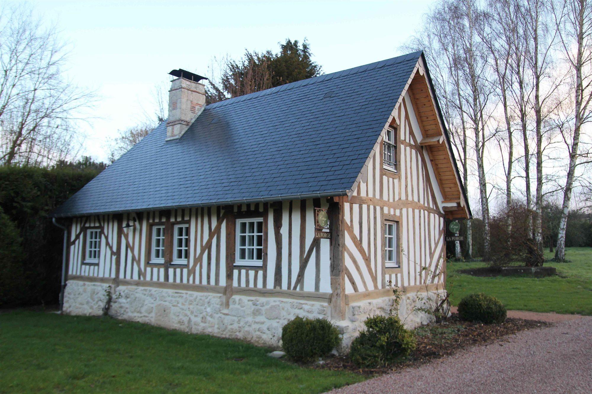 Les Manoirs Des Portes De Deauville - Small Luxury Hotel Of The World Canapville  Exterior photo