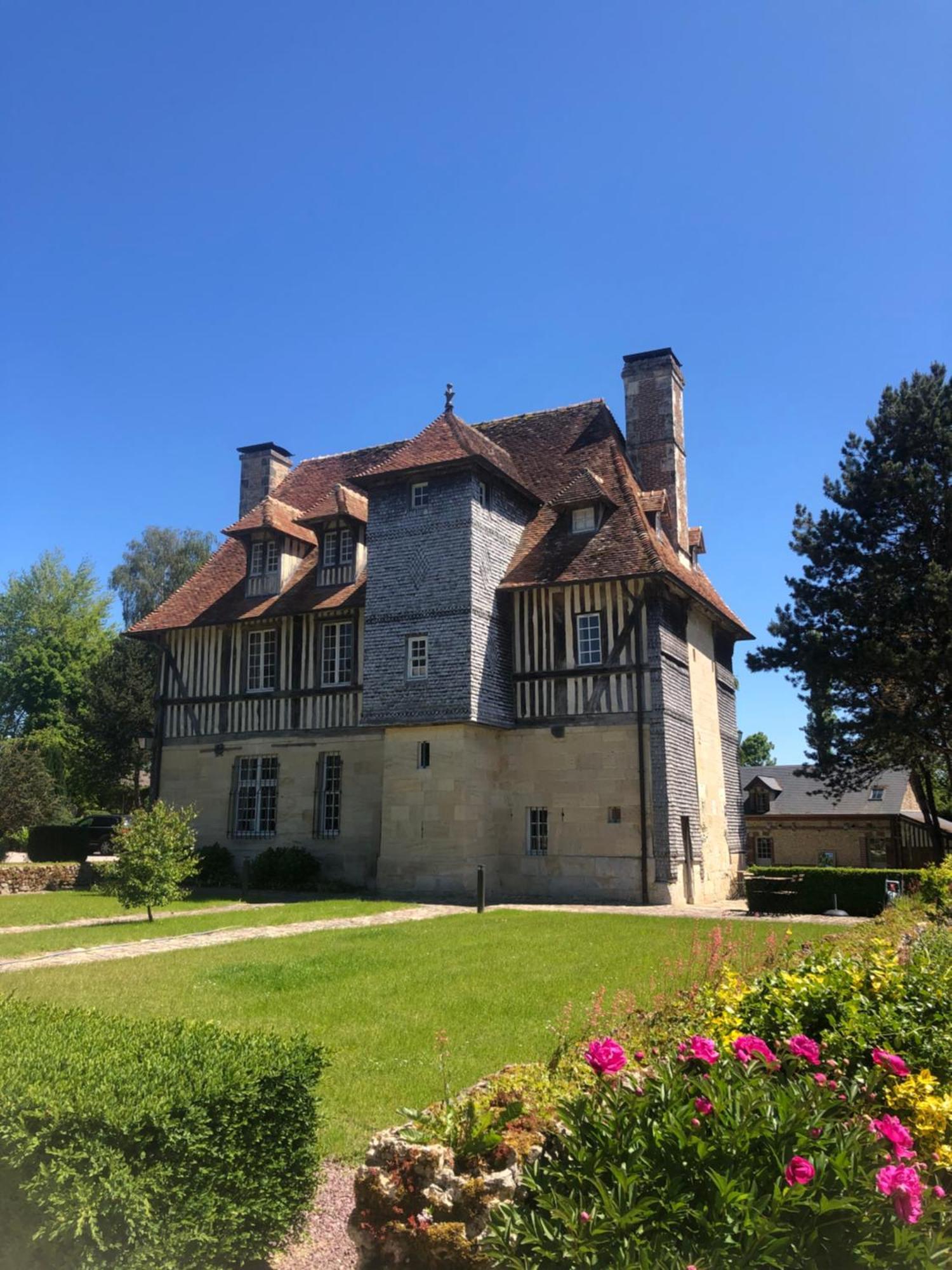 Les Manoirs Des Portes De Deauville - Small Luxury Hotel Of The World Canapville  Exterior photo