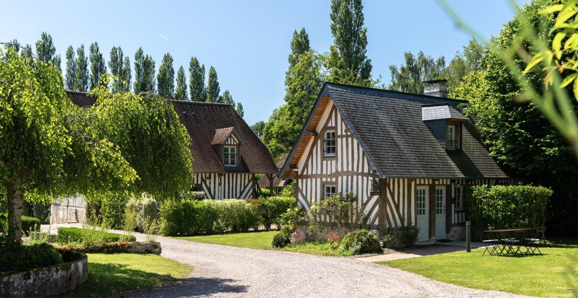 Les Manoirs Des Portes De Deauville - Small Luxury Hotel Of The World Canapville  Exterior photo
